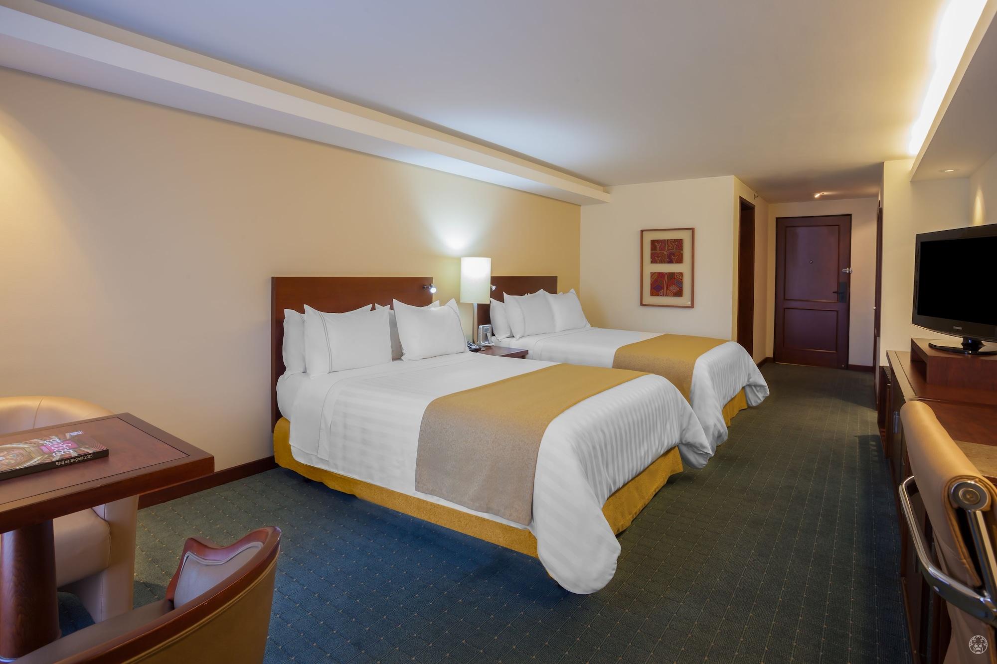 Ghl Hotel Capital Богота Екстер'єр фото A typical guest room at the Holiday Inn