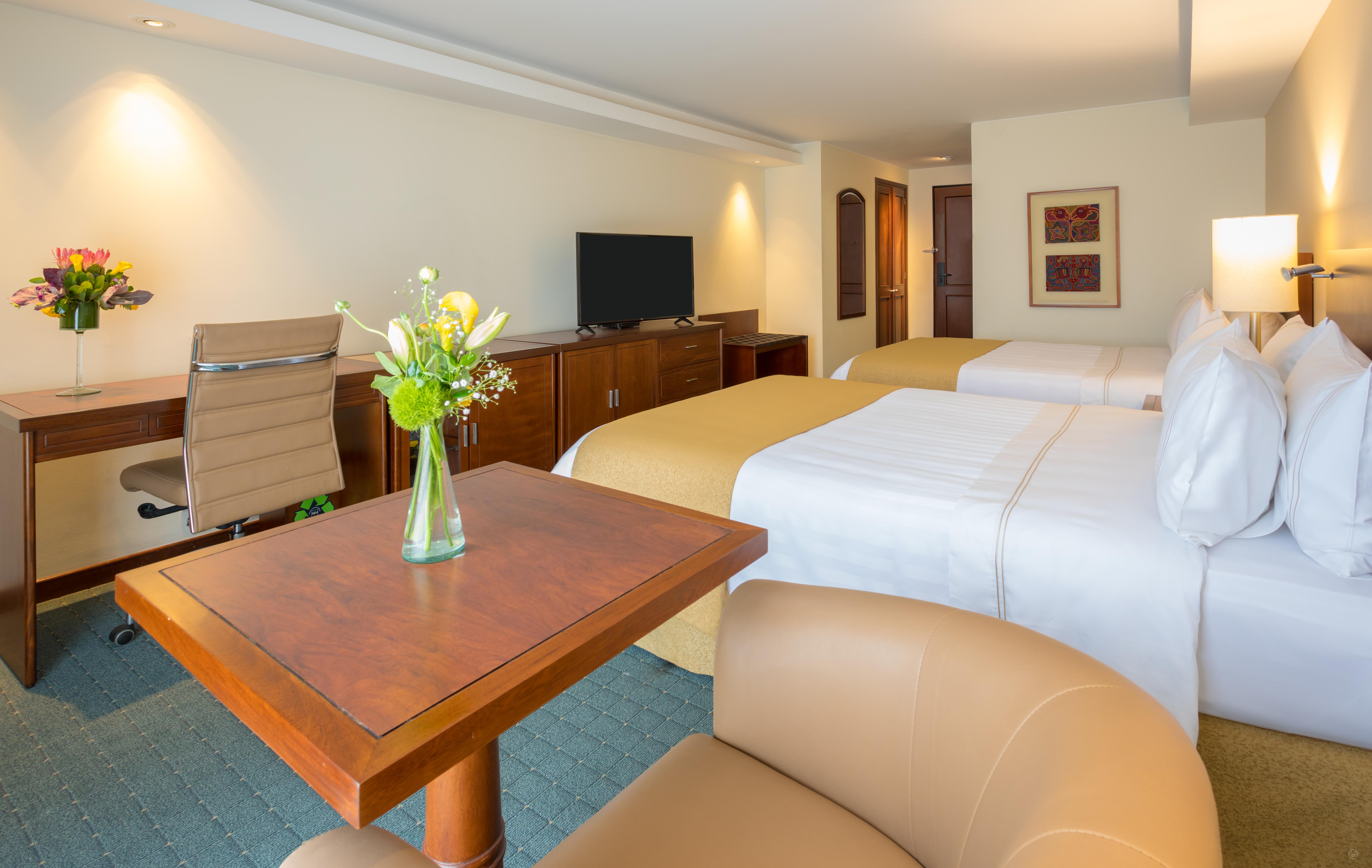 Ghl Hotel Capital Богота Екстер'єр фото A room at the Hilton San Francisco Airport